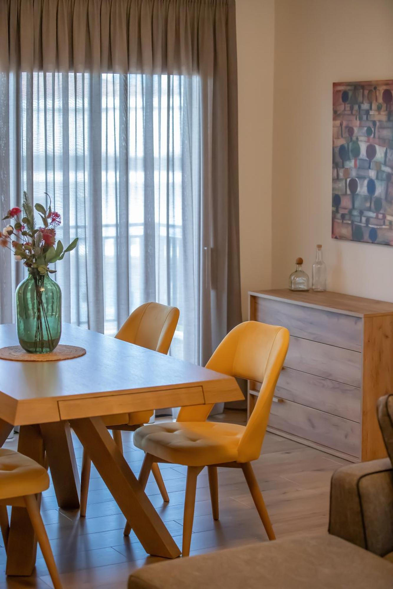 Element Suites - Yellow - Apt 2Bd - 卡兰巴卡 外观 照片