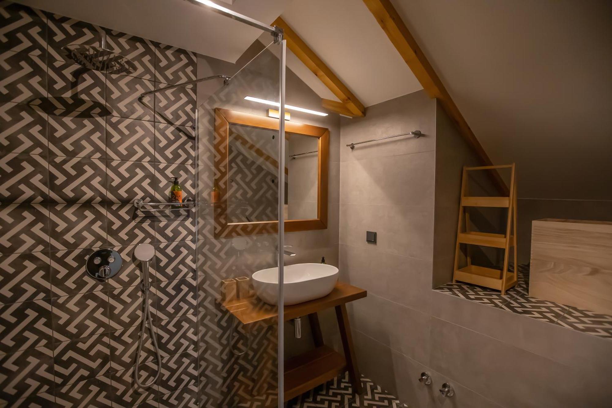 Element Suites - Yellow - Apt 2Bd - 卡兰巴卡 外观 照片